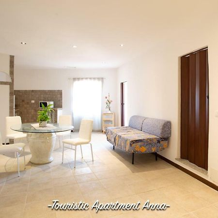 Tourist Apartment Anna Bracciano  Bagian luar foto